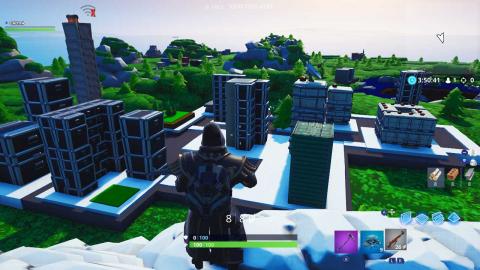 Feel like a giant in Compact Combat in Fortnite's Creative mode (code included)