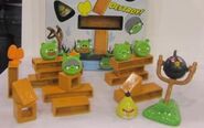 Angry Birds: Knock on Wood