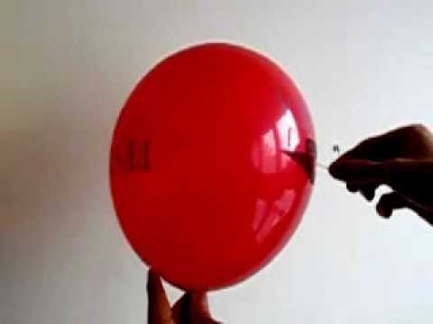 Explosion de ballons rouges